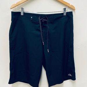 Quiksilver Men's Boardshort Swim Trunk SIZE 32
